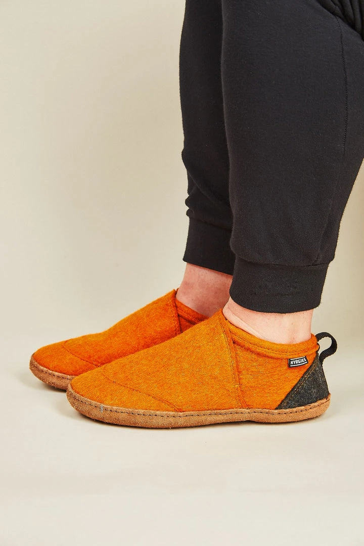 Kyrgies Men's Wool Tengries Slippers - Orange Kyrgies Men's Wool Tengries Slippers - Orange