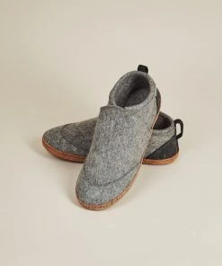 Kyrgies Men's Wool Tengries Slippers - Gray