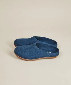Kyrgies Men's Molded Sole Low Back Wool Slippers - Navy Best Sellers