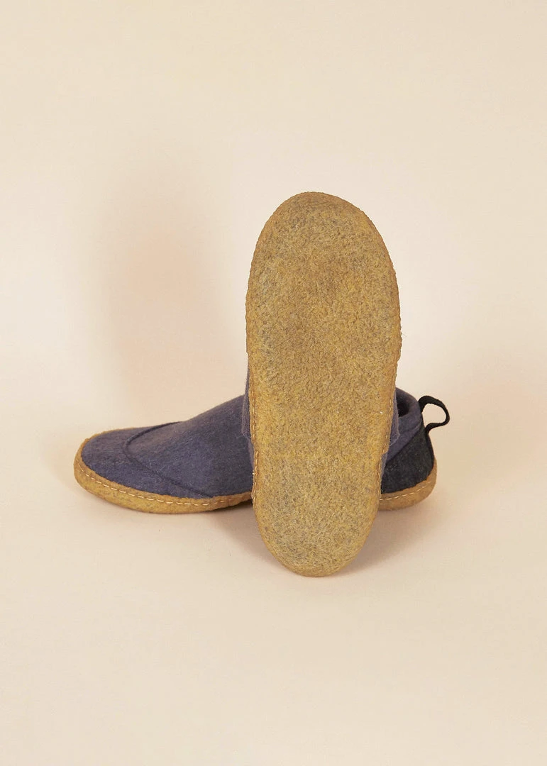 Kyrgies Men's Tengries Walkabout Wool Slippers Kyrgies Men's Tengries Walkabout Wool Slippers