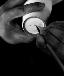 Middle Kingdom Glossy Mini Porcelain Vase 4