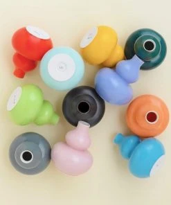 Middle Kingdom Glossy Mini Porcelain Vase 4