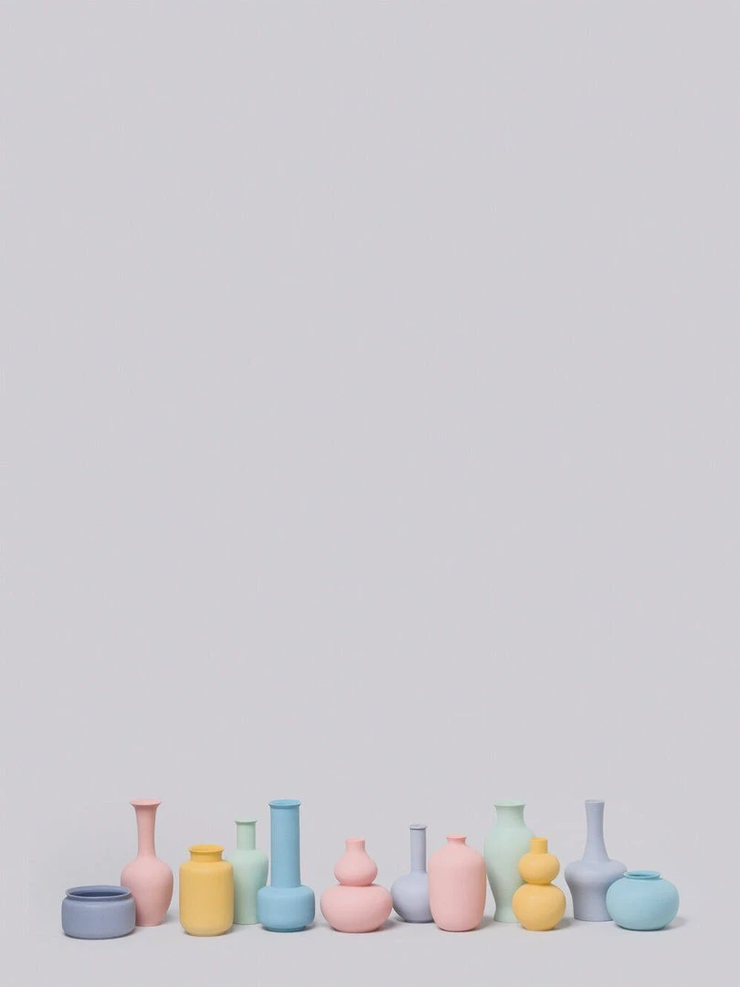 Middle Kingdom Colorful Mini Porcelain Vase 1 Best Sellers 5 Middle Kingdom Colorful Mini Porcelain Vase 1 Best Sellers