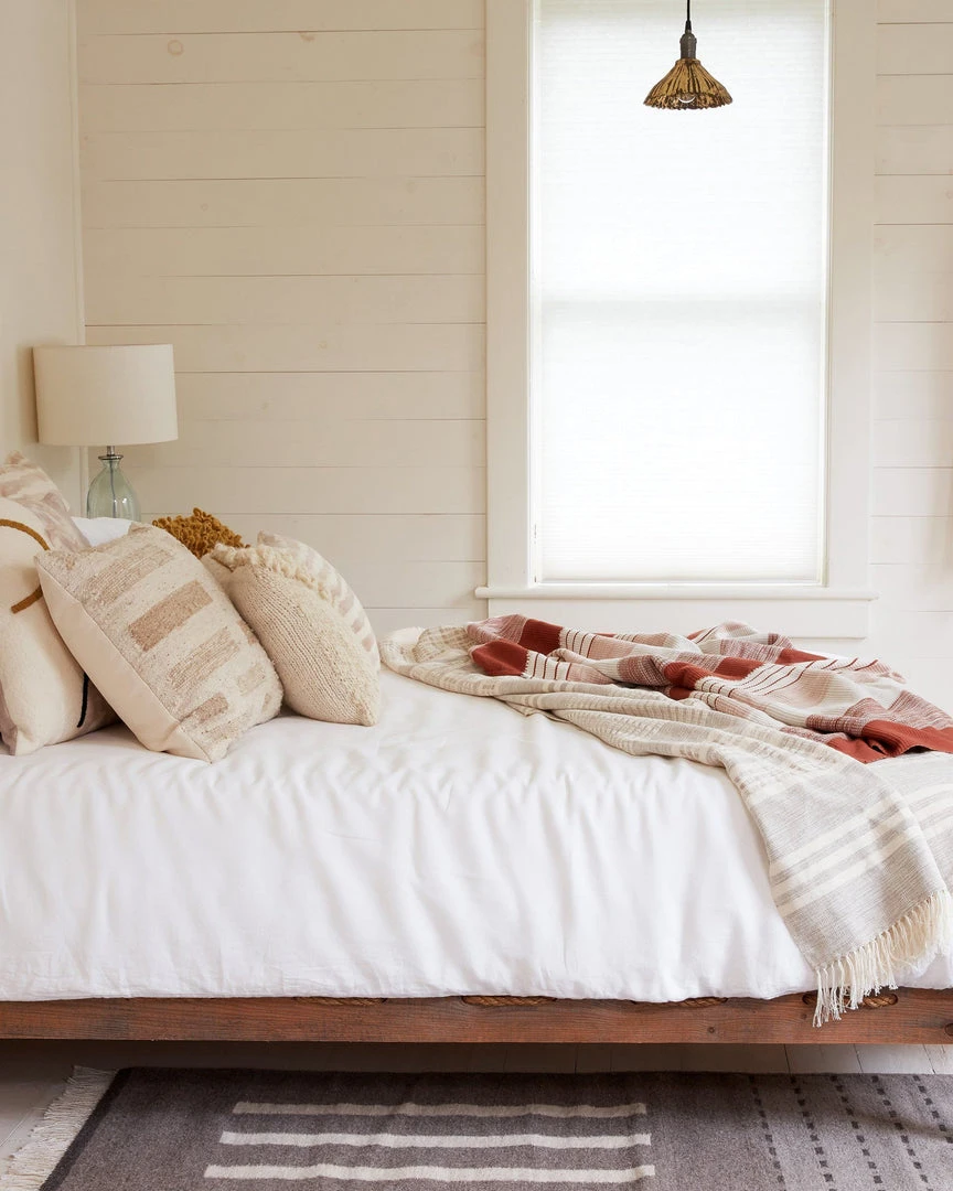 Minna Marta Throw Blanket - Cream Minna Marta Throw Blanket - Cream