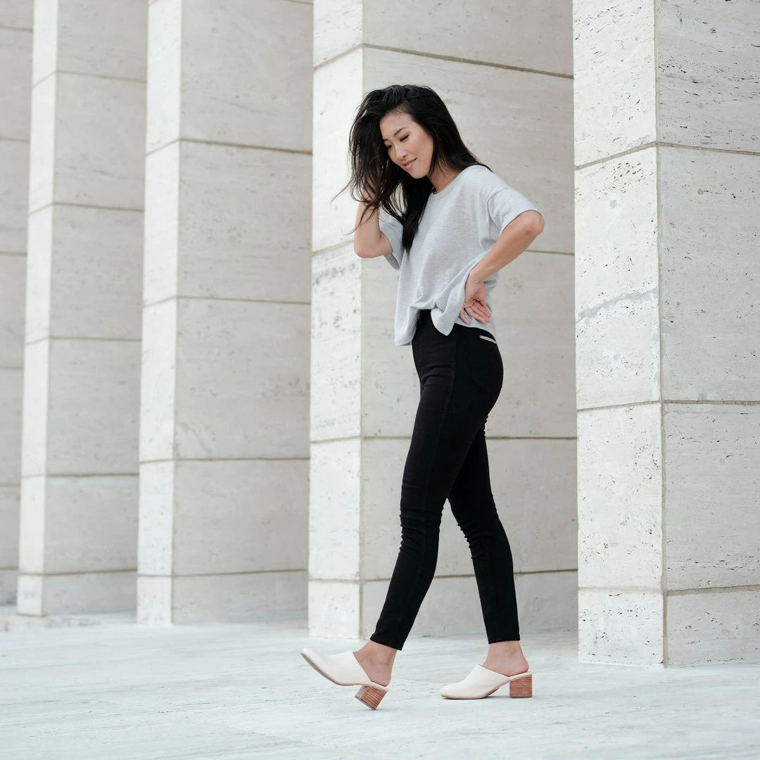 Nisolo All-Day Heeled Mule - Bone Nisolo All-Day Heeled Mule - Bone