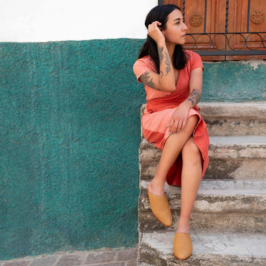 Nisolo Shoes Ama Woven Mule - Almond Nisolo Shoes Ama Woven Mule - Almond