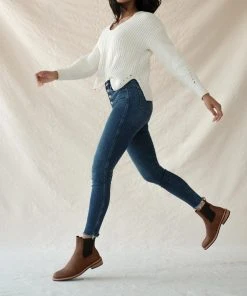 Nisolo Carmen Chelsea Boot - Brown 2 Nisolo Carmen Chelsea Boot - Brown