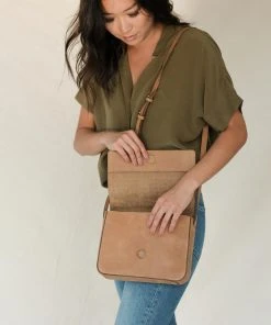 Nisolo Accessories Clara Crossbody Purse