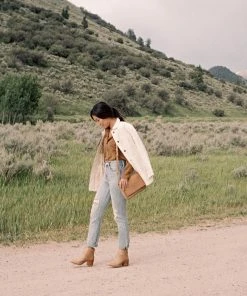 Nisolo Shoes Dari Boot - Almond