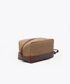 Nisolo Durango Waxed Canvas Dopp Kit Accessories 4 Nisolo Durango Waxed Canvas Dopp Kit Accessories
