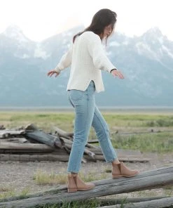 Nisolo Everyday Chelsea Boot - Almond Best Sellers