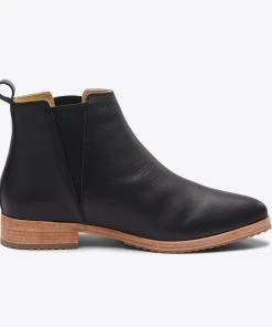 Nisolo Best Sellers Everyday Chelsea Boot - Black 8 Nisolo Best Sellers Everyday Chelsea Boot - Black