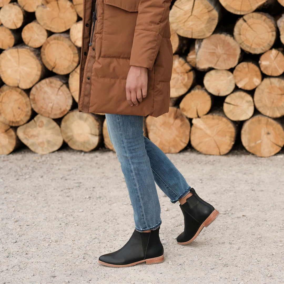 Nisolo Best Sellers Everyday Chelsea Boot - Black Nisolo Best Sellers Everyday Chelsea Boot - Black