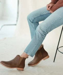 Nisolo Shoes Everyday Chelsea Boot - Brown