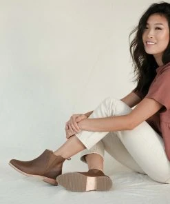 Nisolo Shoes Everyday Chelsea Boot - Brown