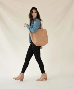 Nisolo Heeled Chelsea Boot - Almond Shoes