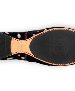 ONE432 Cricket Unisex Jutti Loafer - Cocktail