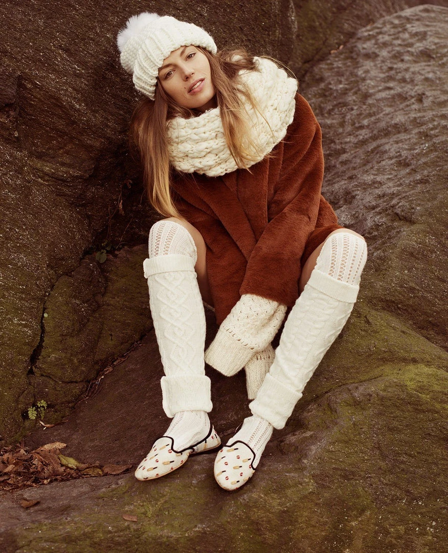 ONE432 Shoes Women's Cricket Recycled Jutti Loafer - Holiday ONE432 Shoes Women's Cricket Recycled Jutti Loafer - Holiday