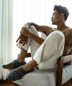 Kingdom Of Wow Original Unisex Bamboo Wool Slippers Shoes