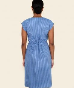 Passion Lilie Cara Button-Up Dress Clothing