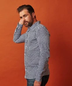 Passion Lilie Men's Hex Flex Button Down Shirt