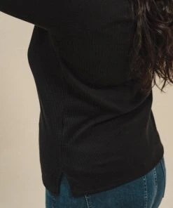 Poplinen Gloria Waffle Thermal Top - Black Clothing