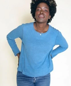 Poplinen Clothing Goldie Hemp Long Sleeve Tee