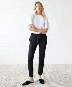 WVN All Star Jogger Activewear + Athleisure