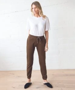 WVN All Star Jogger Activewear + Athleisure