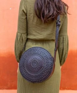 Purse & Clutch Embossed Circle Crossbody - Charcoal Accessories