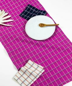 Archive New York San Lucas Plaid Table Runner