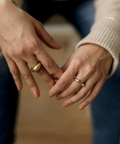 Abby Alley Best Sellers Sarah Ring