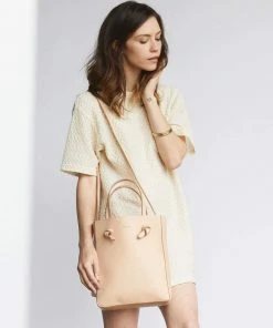 Nisolo Simone Crossbody Shopper Staff Favorites