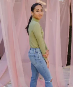 Mien Sol Mock Neck Long Sleeve Top