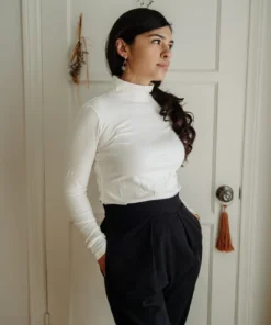 Mien Sol Mock Neck Long Sleeve Top