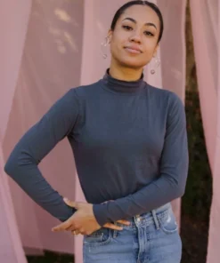 Mien Sol Mock Neck Long Sleeve Top