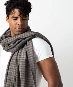 Studio Variously Fawn Checks Merino Scarf 