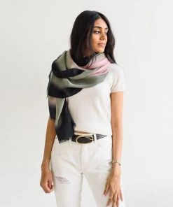 Studio Variously Umbra Kiwi Merino Scarf