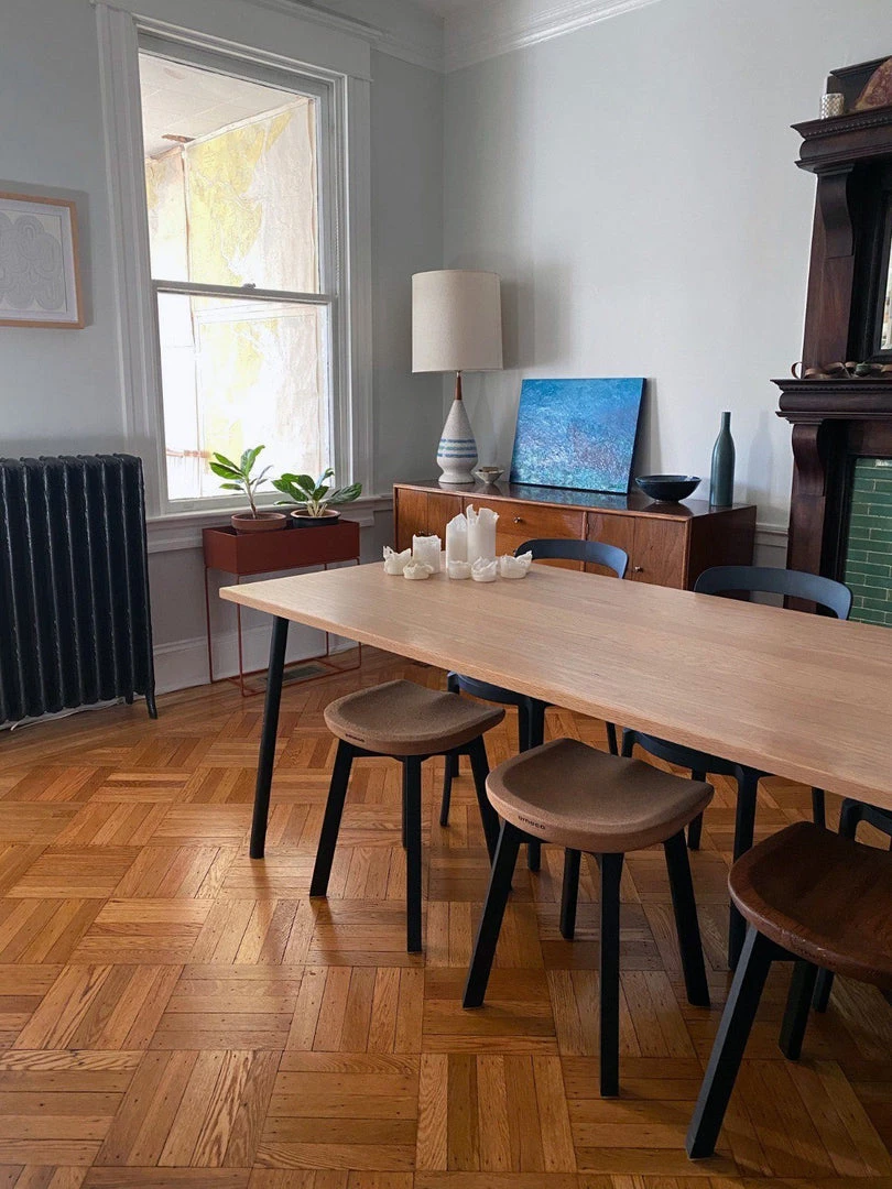 Emeco Su Counter Stool - Aluminum Frame 2 Emeco Su Counter Stool - Aluminum Frame