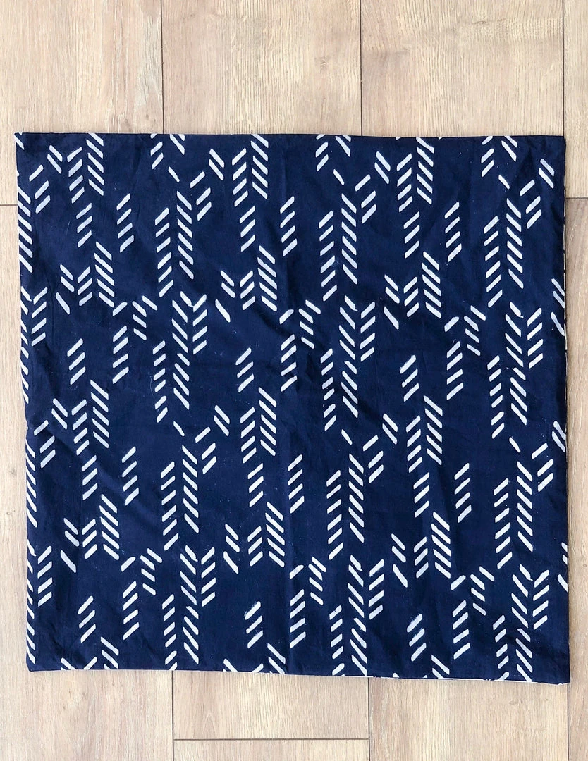Symbology Best Sellers Art Deco/Stylized Feather Reversible Pillowcase - Navy + Cream Symbology Best Sellers Art Deco/Stylized Feather Reversible Pillowcase - Navy + Cream