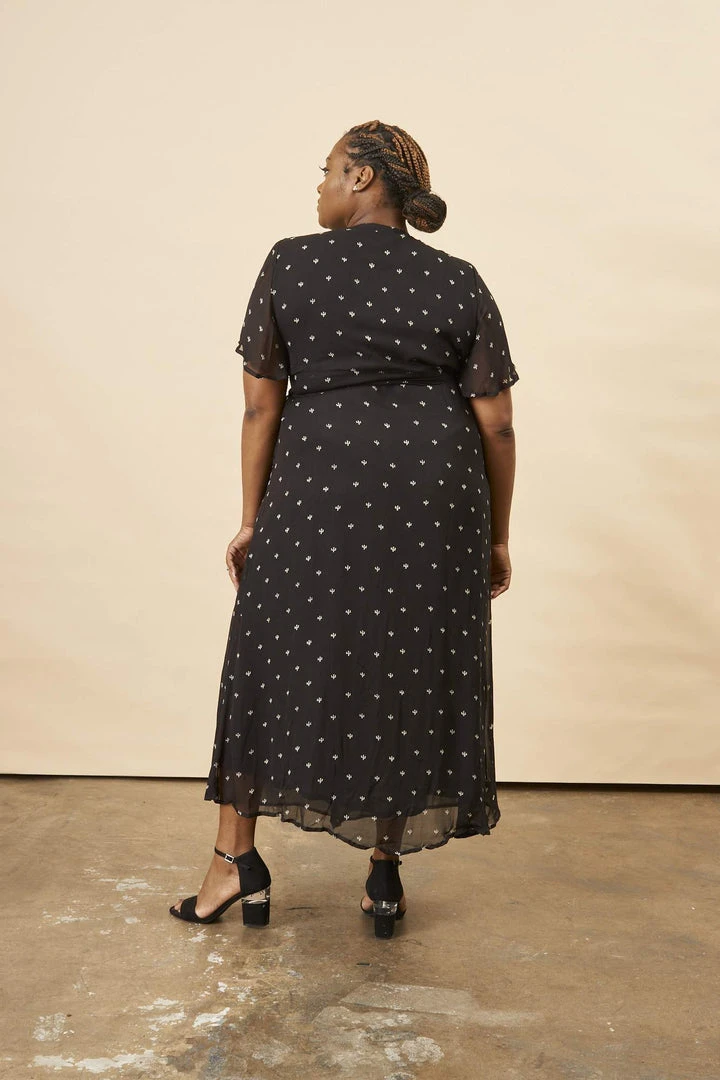 Symbology Baby Cacti Butterfly Sleeve Maxi Dress - Black + Cream Symbology Baby Cacti Butterfly Sleeve Maxi Dress - Black + Cream