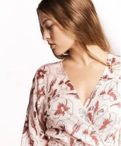 Symbology Hibiscus Flower Wrap - Rose + Berry 4 Symbology Hibiscus Flower Wrap - Rose + Berry