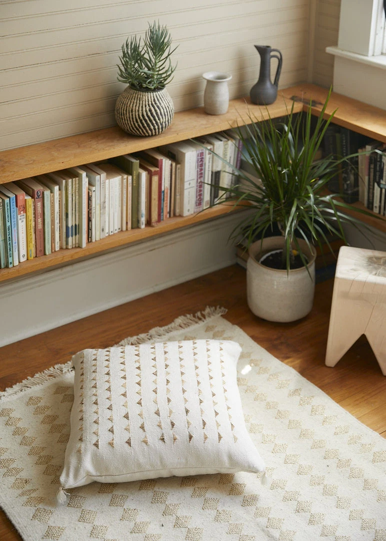 Territory Design Home Goods Metallic Oro Wool Rug Territory Design Home Goods Metallic Oro Wool Rug