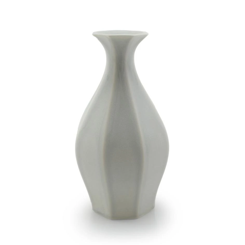 The Bright Angle Table Vase - Smoke Gray The Bright Angle Table Vase - Smoke Gray