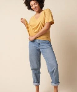 The Standard Stitch Clothing Relaxed V - Golden