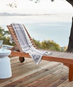 Coyuchi Tomales Beach Towel - Shadow / Indigo