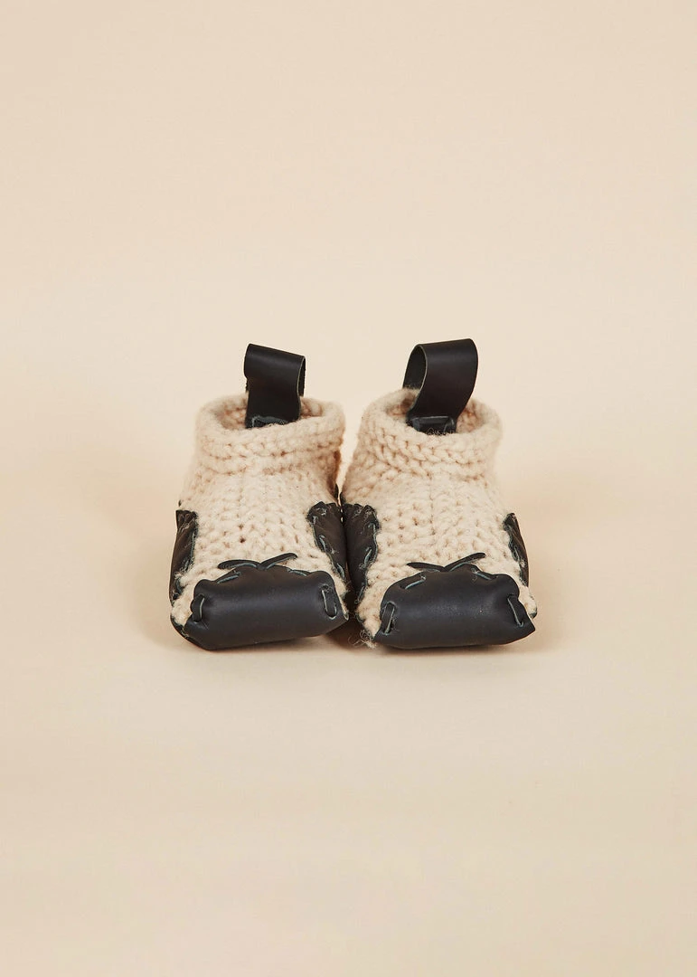 Chilote Best Sellers Unisex House Slippers - Black Chilote Best Sellers Unisex House Slippers - Black