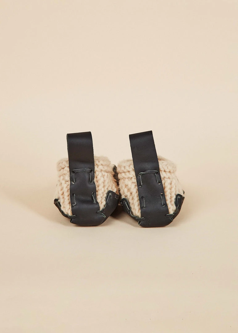 Chilote Best Sellers Unisex House Slippers - Black Chilote Best Sellers Unisex House Slippers - Black