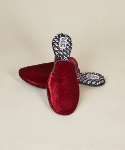 ONE432 Upcycled Velvet Unisex Slippers - Begum Scarlet Best Sellers