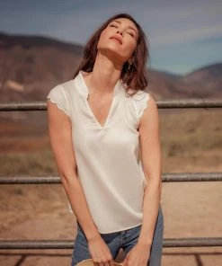 Valani Thavy Tencel Top - Cloud Dancer